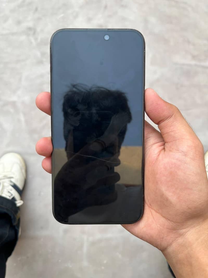 Apple iPhone 15 Pro Max 5