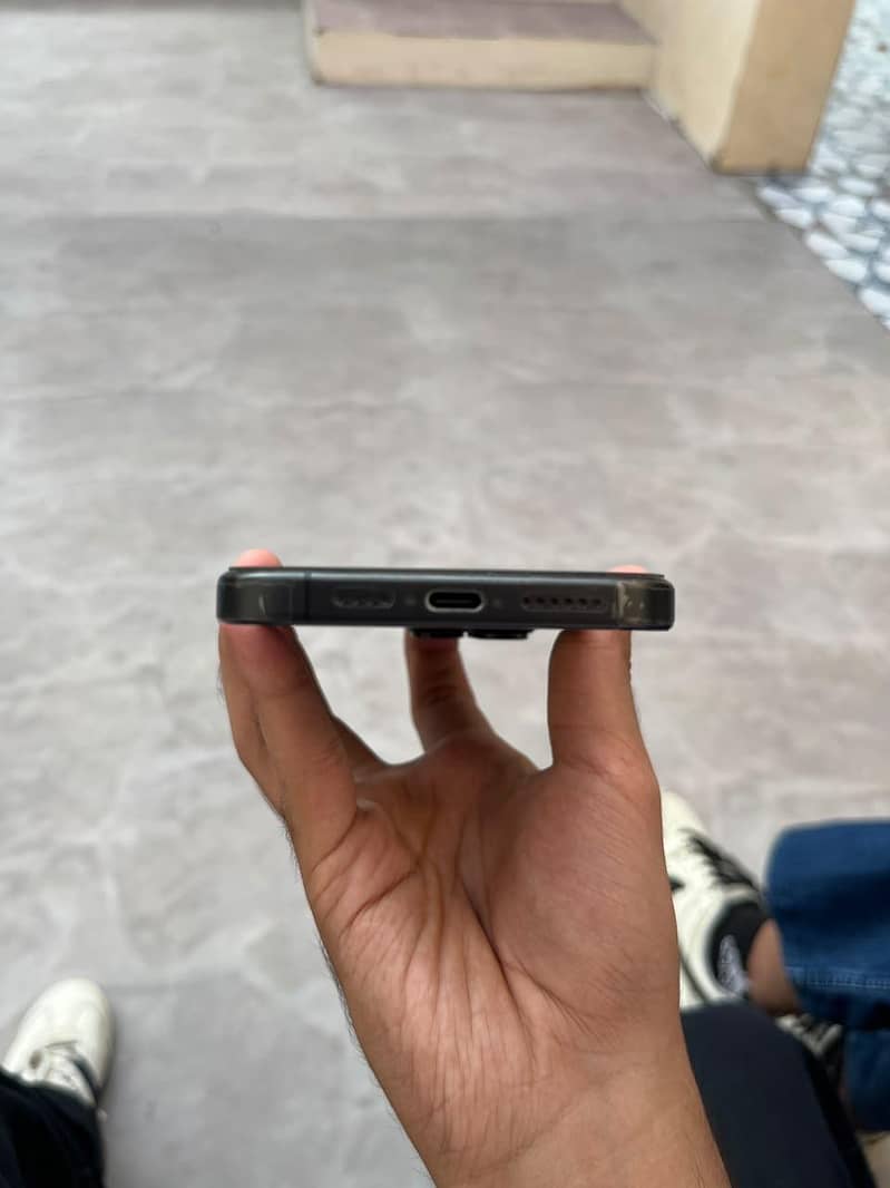 Apple iPhone 15 Pro Max 7
