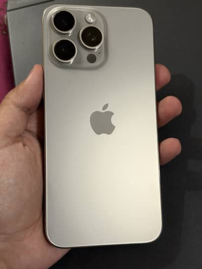 Apple iPhone 15 Pro Max