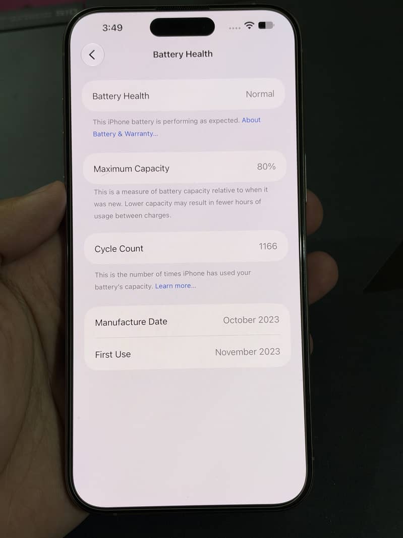 Apple iPhone 15 Pro Max 4