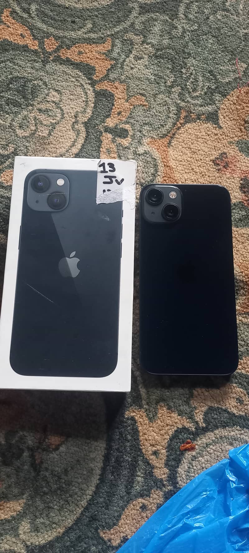 Apple iPhone 13 0