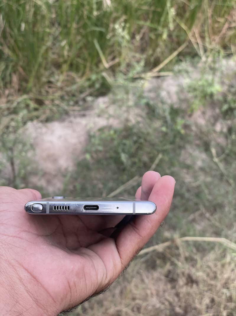 Samsung Mobile Note 10 Plus 4