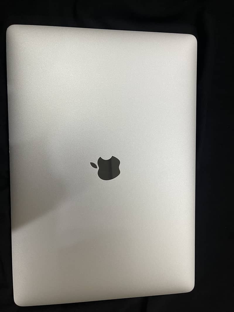 Macbook pro 2017 ci7 4