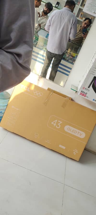 TCL 43" Brnd new led