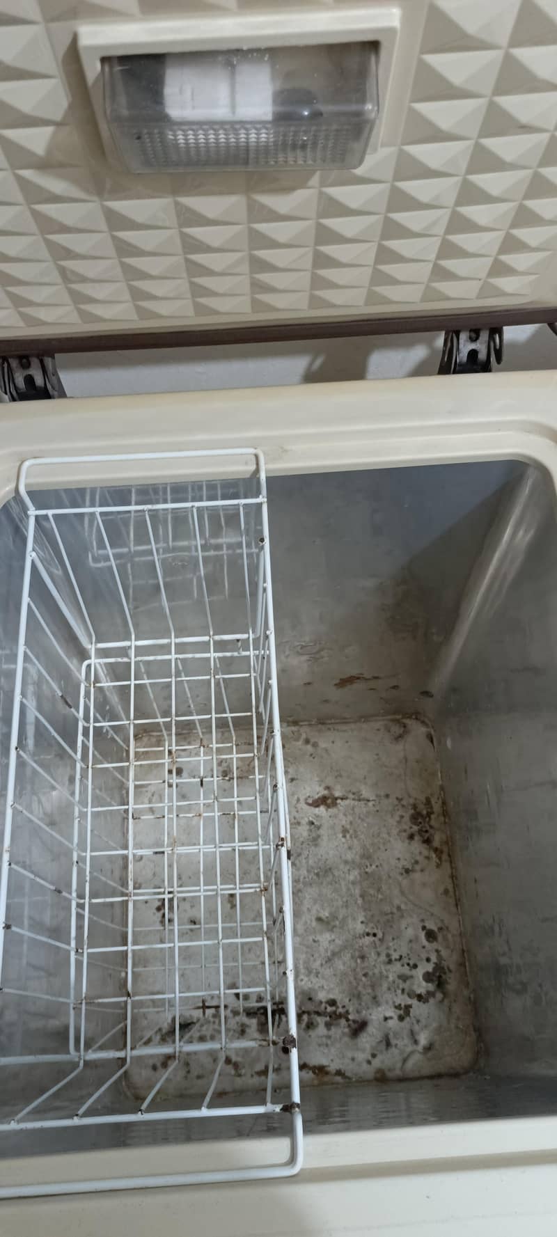 Dawlance freezer 4