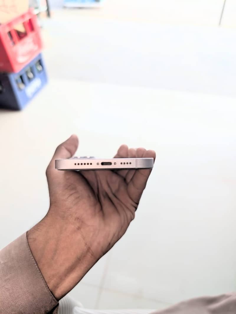 Apple iPhone 14 plus 4