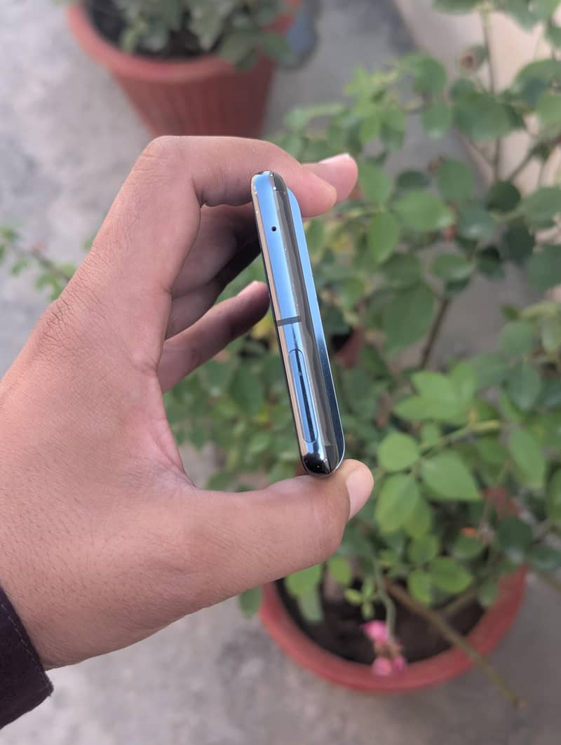 Google Pixel 7 pro 4