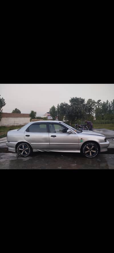 Suzuki Baleno 2001