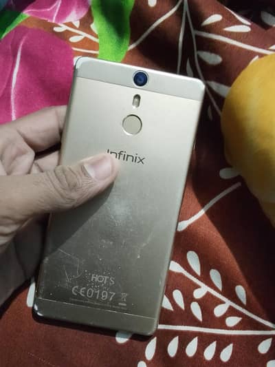 Infinix Hot S