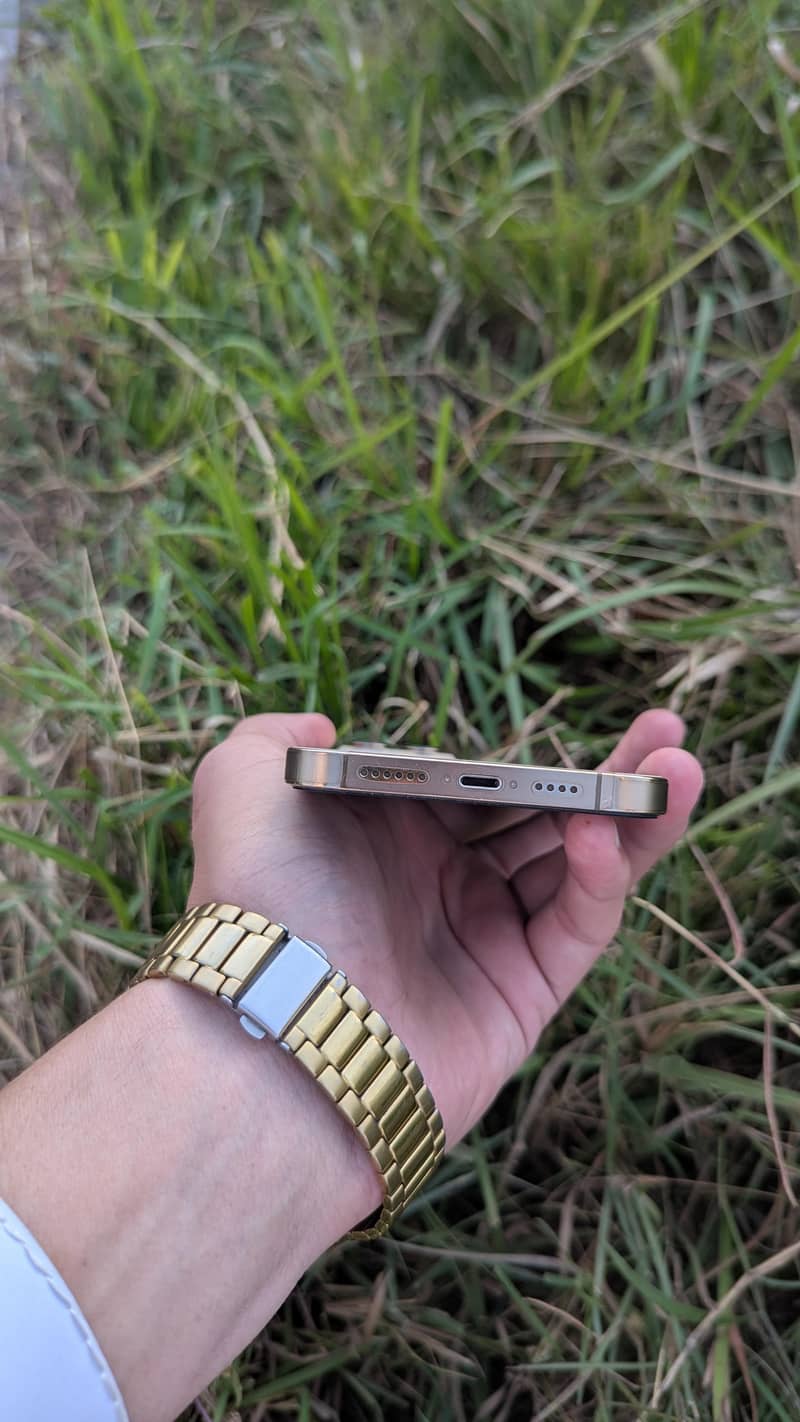 Apple iPhone 13 Pro Max 3