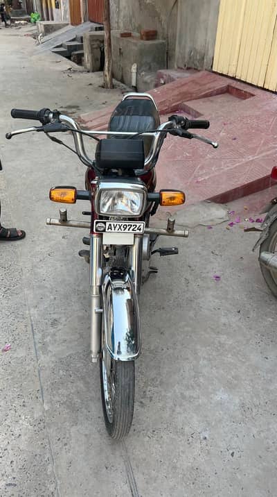 Honda CD70 2024/25
