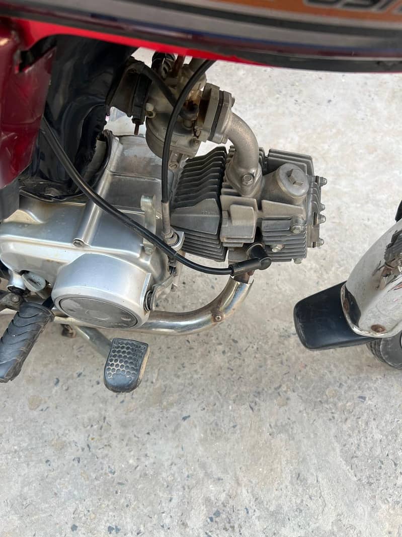 Honda CD70 2024/25 4