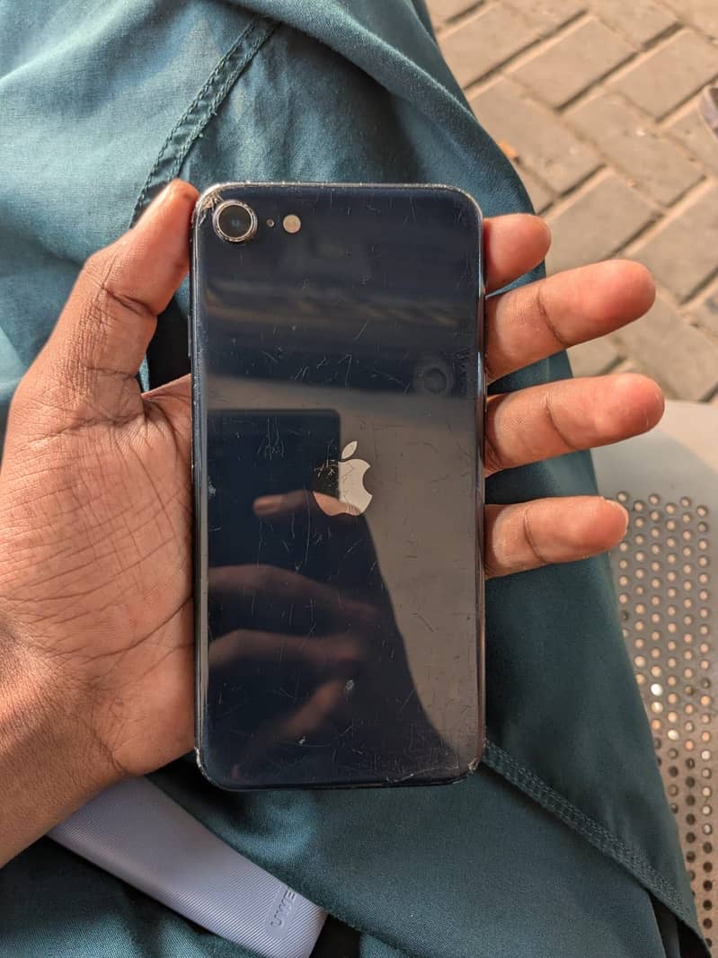 Apple iPhone SE 3 0