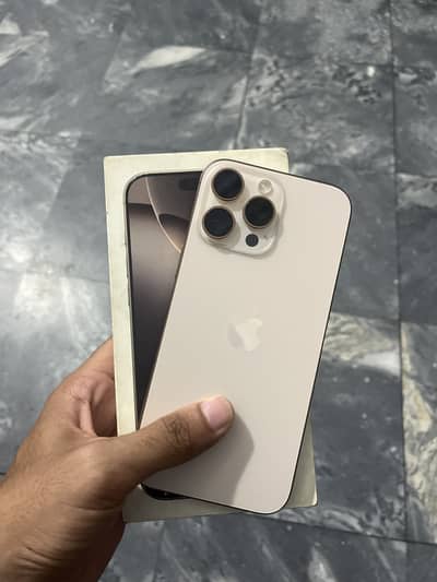 Apple iPhone 16 Pro Max