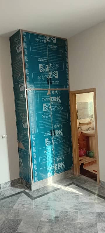 1 kanal double store house Rent F2 block  family  near G1 canal yoro store  2 kitchen  marble floor