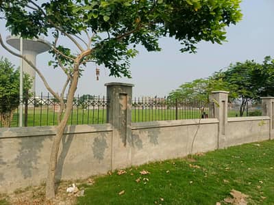 5 MARLA PARK FACING PRIME LOCATION PLOT FOR SALE