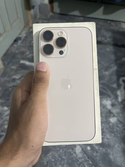 Apple iPhone 16 Pro Max