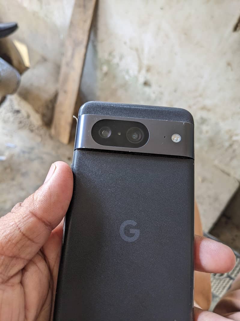 Google Pixel 8 1