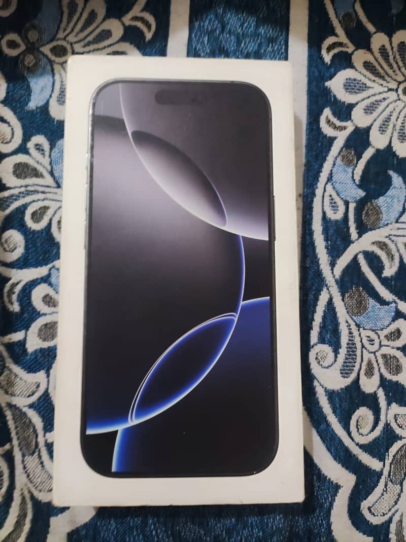Apple iPhone 16 Pro 2