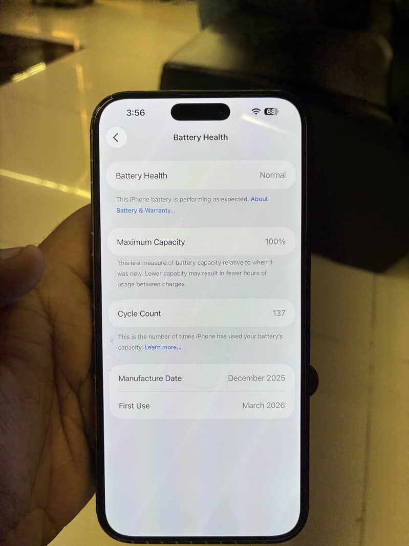 Apple iPhone 17 Pro Max 4