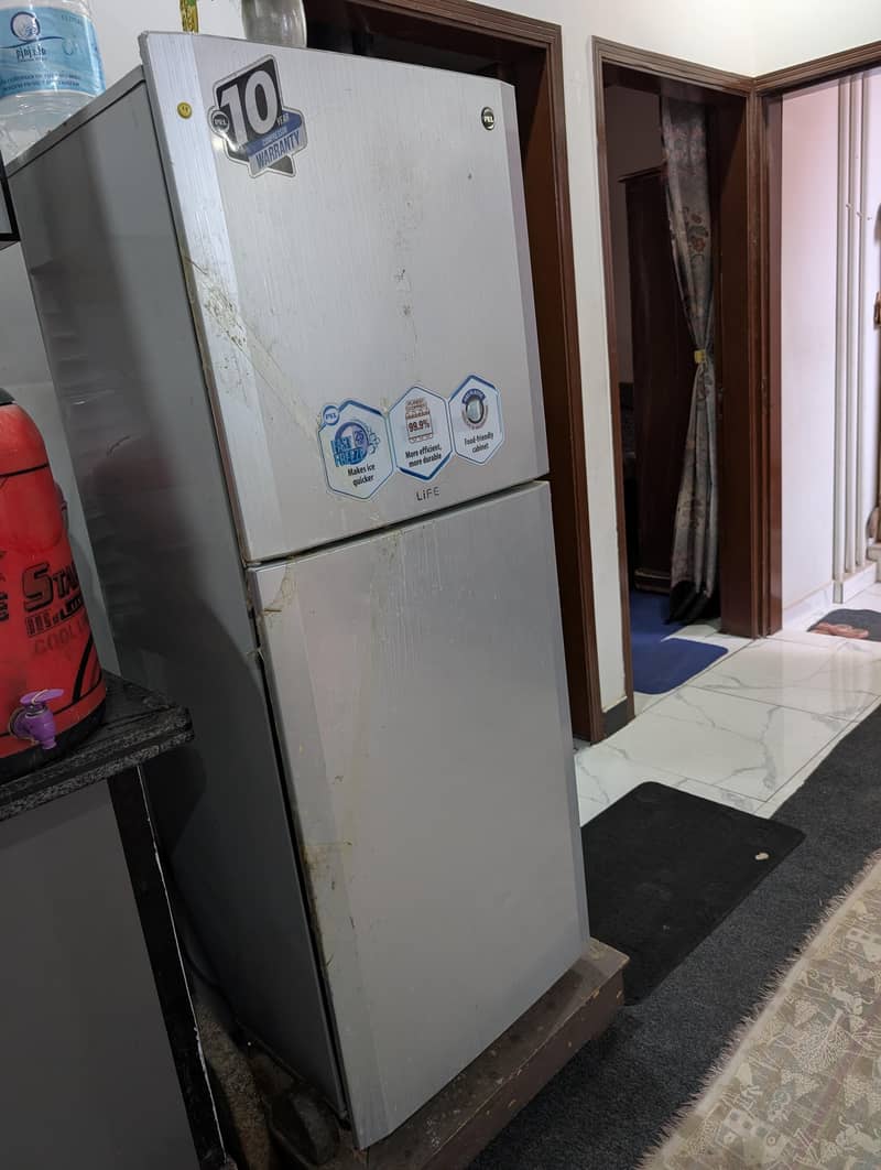 Pel Refrigerator 2