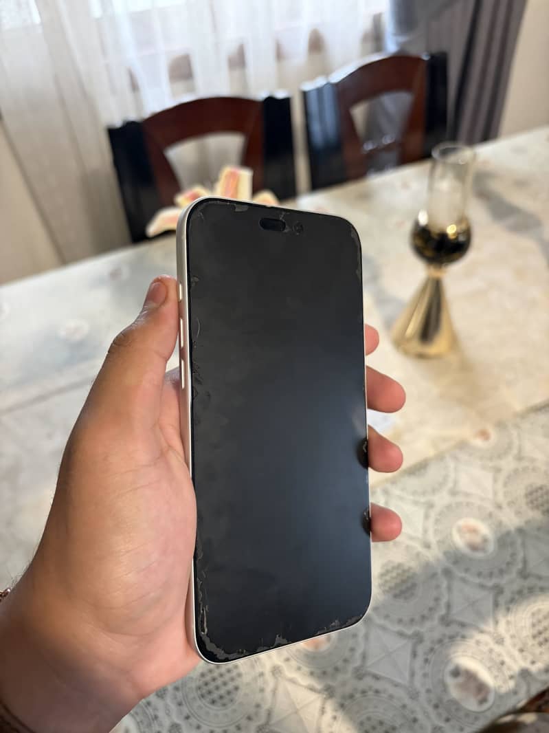 Apple iPhone 17 Pro Max 6