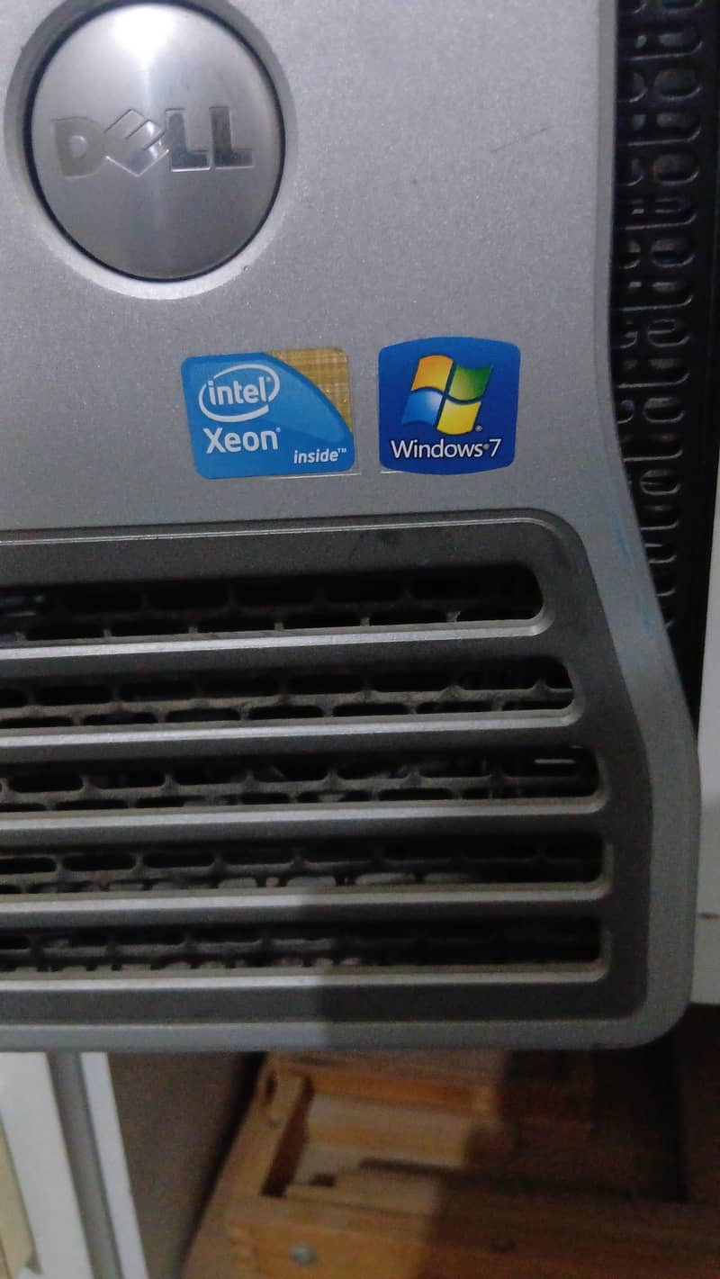 Dell precision T3500 1