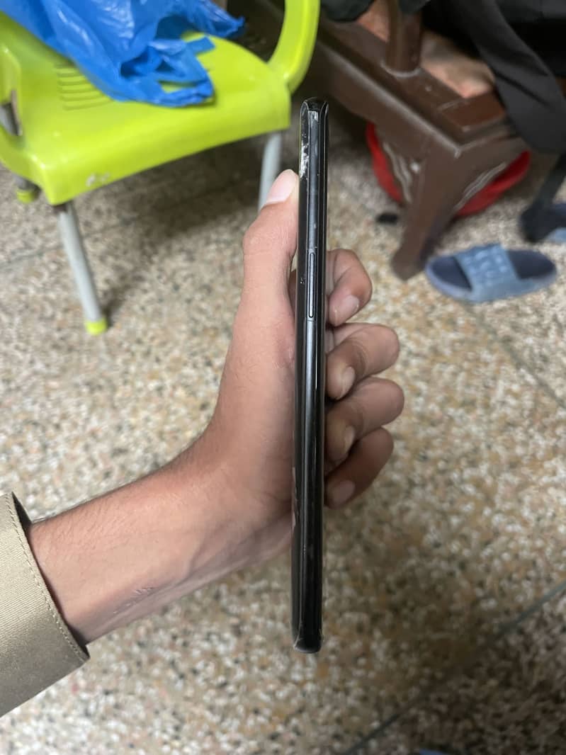 One Plus 10 Pro 4