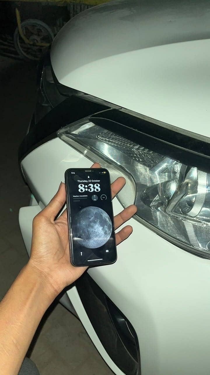 Apple iPhone X 3