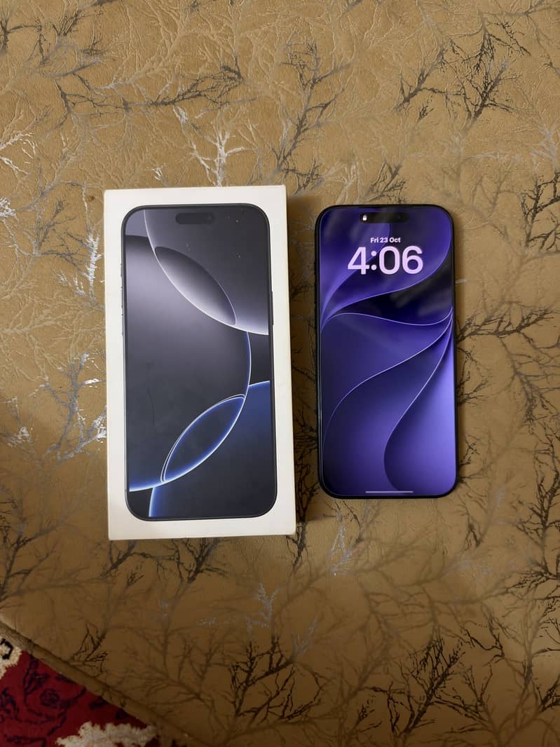 Apple iPhone 16 Pro Max 6