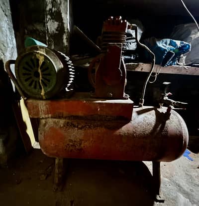 Crown Air Compressor