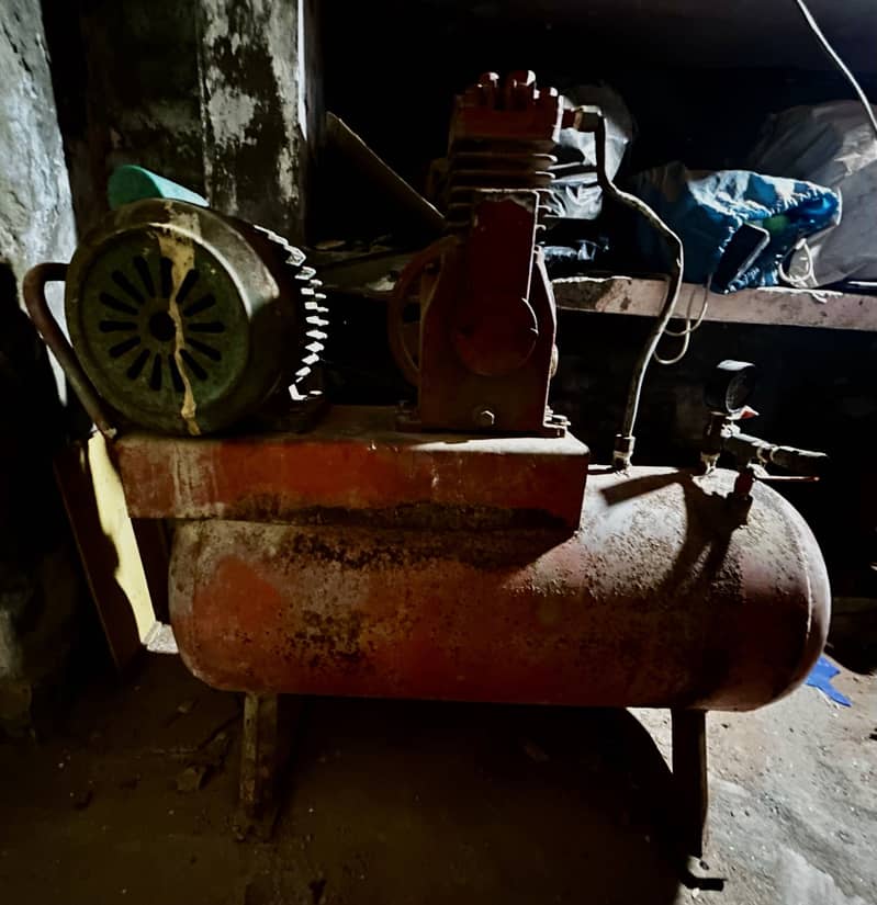 Negotiable Crown Air Compressor 0