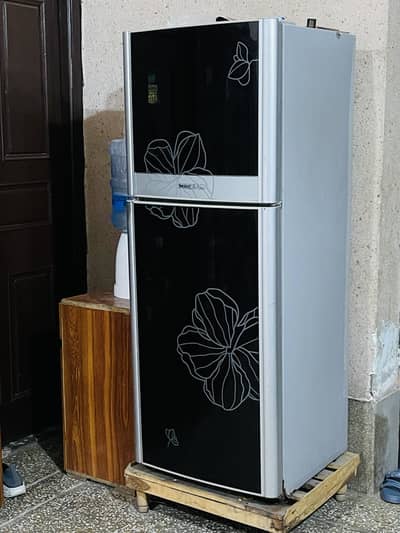 Orient Vouge Glass Door Refrigerator Medium Size