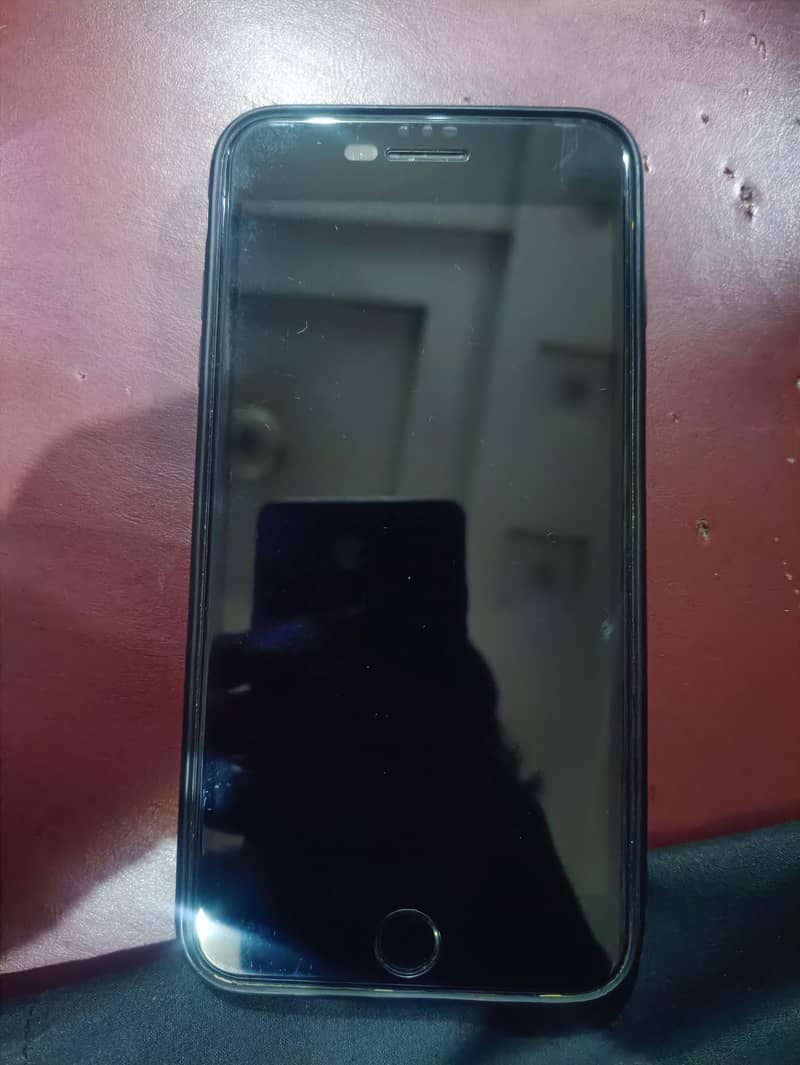 Apple iPhone 7 Plus 5