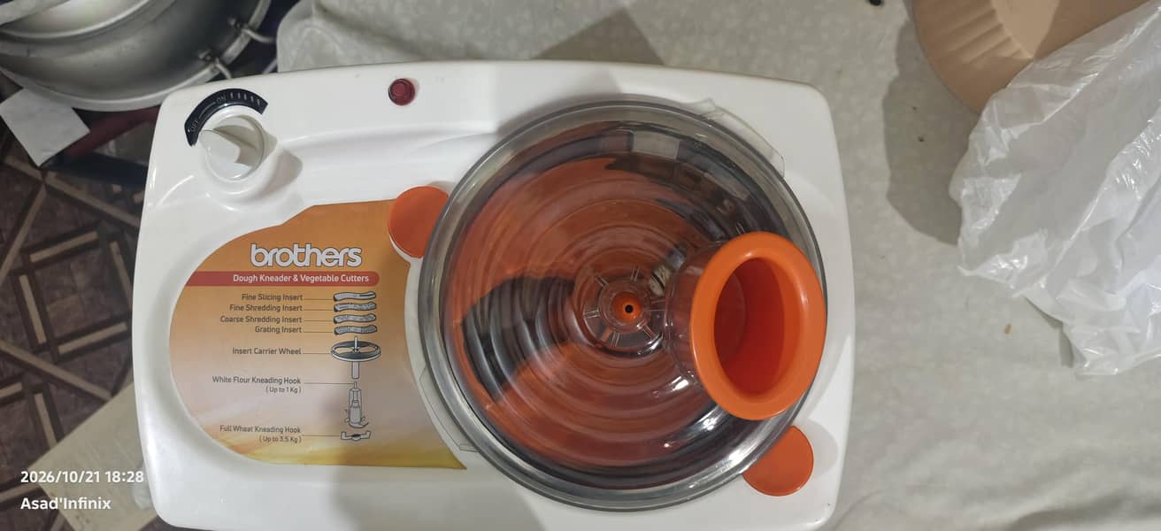 dough maker and vegetable cutter 0