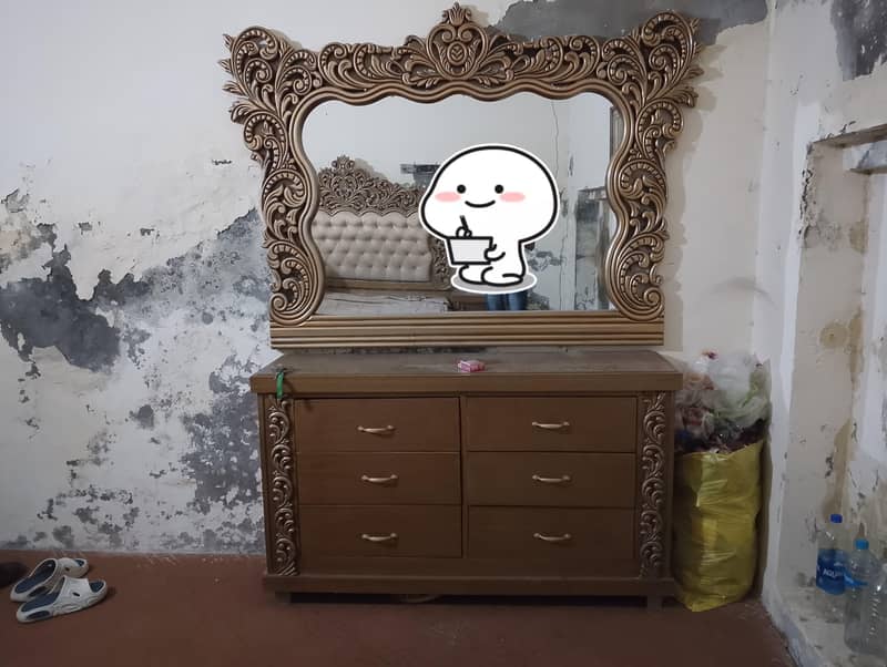 Double Bed with Mattress & Dressing Table 5