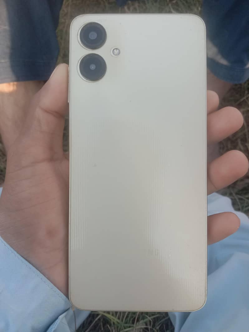 Samsung Mobile A06 5