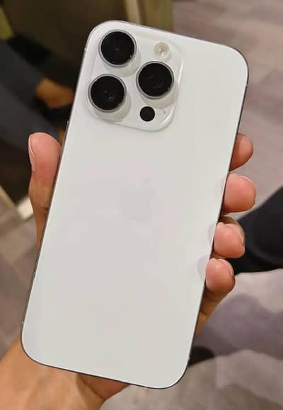 Apple iPhone 16 Pro