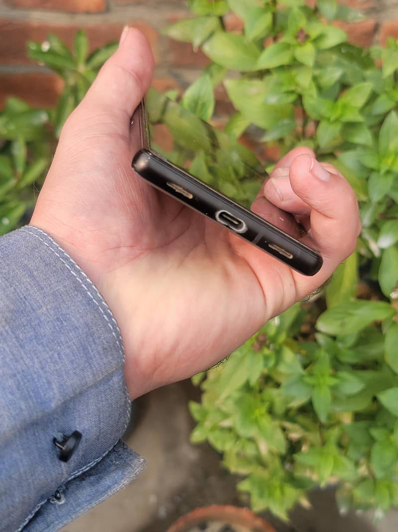 Google Pixel 6a 3
