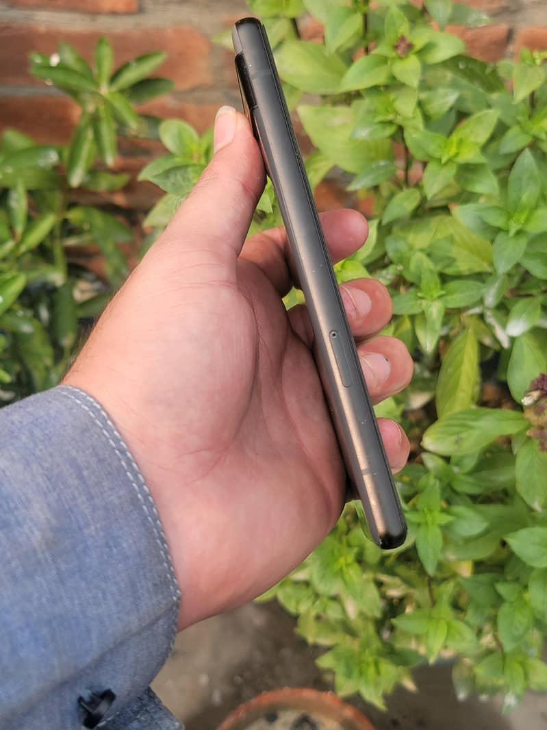 Google Pixel 6a 4