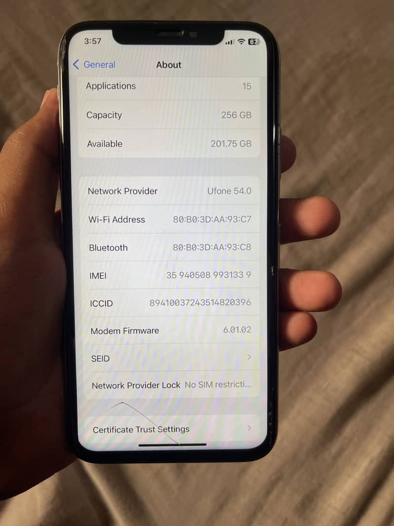 Apple iPhone X 3