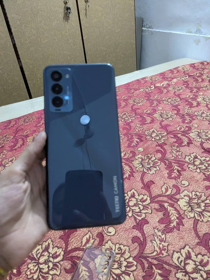 Tecno Camon 18 1