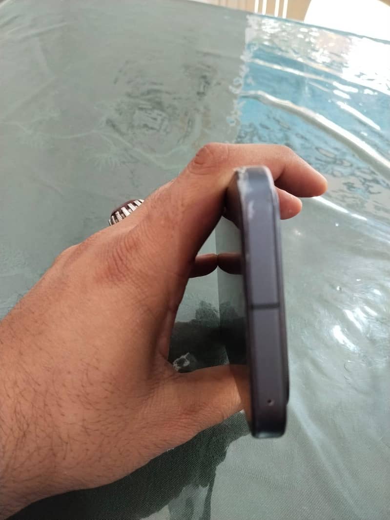Google Pixel 9 2