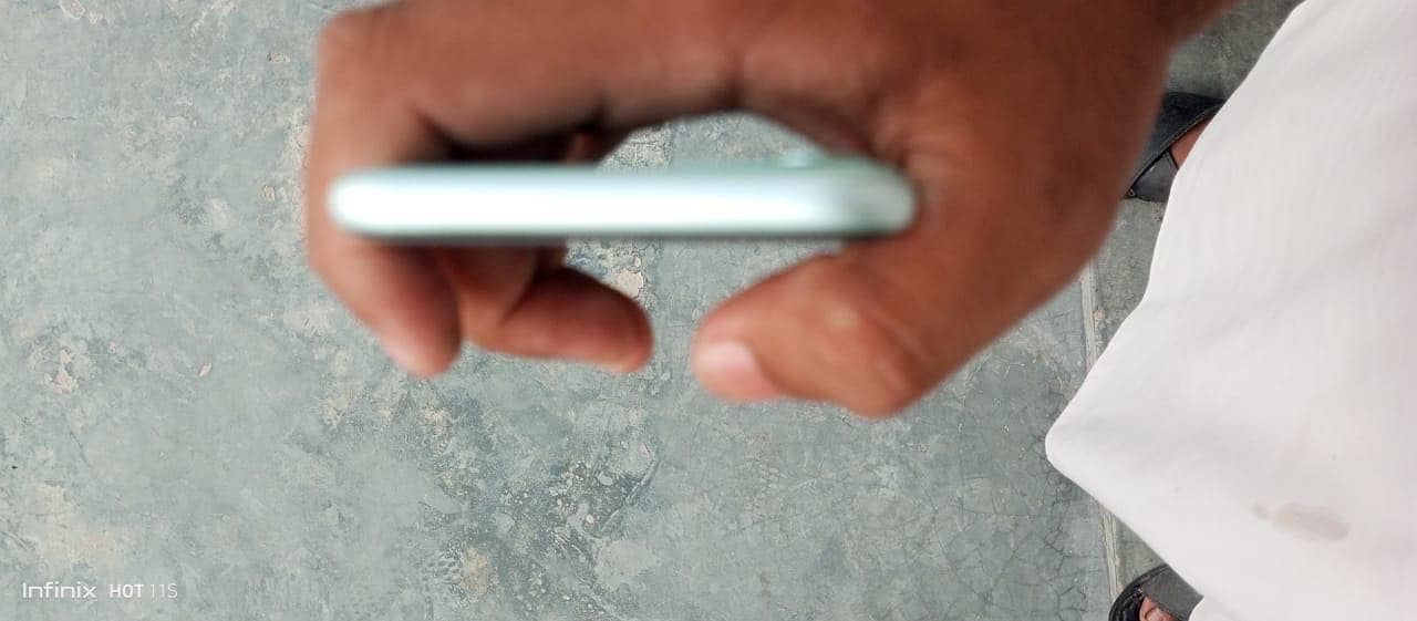 Apple iPhone 11 1