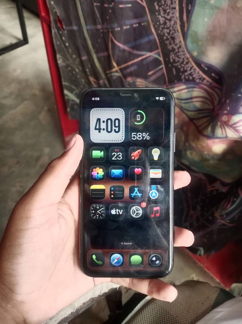 Apple iPhone 11 5