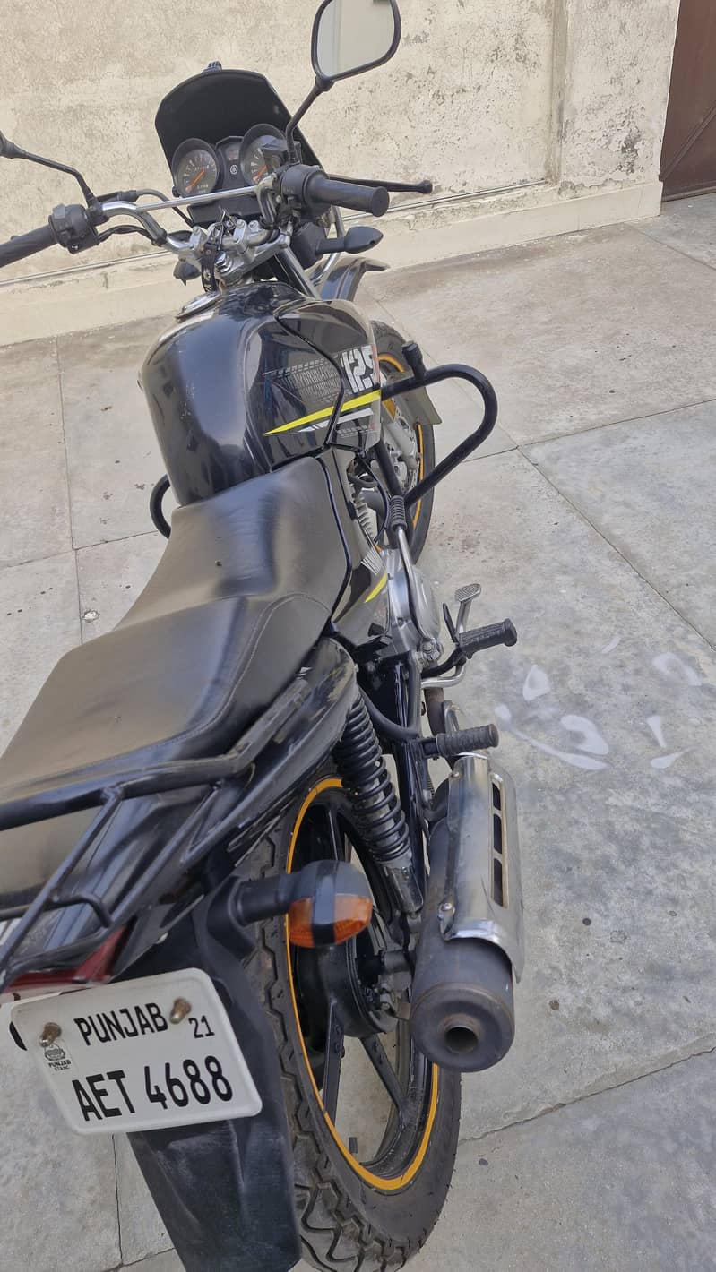 | Yamaha YBR 125G Model 2021 – All Genuine Condition | 11