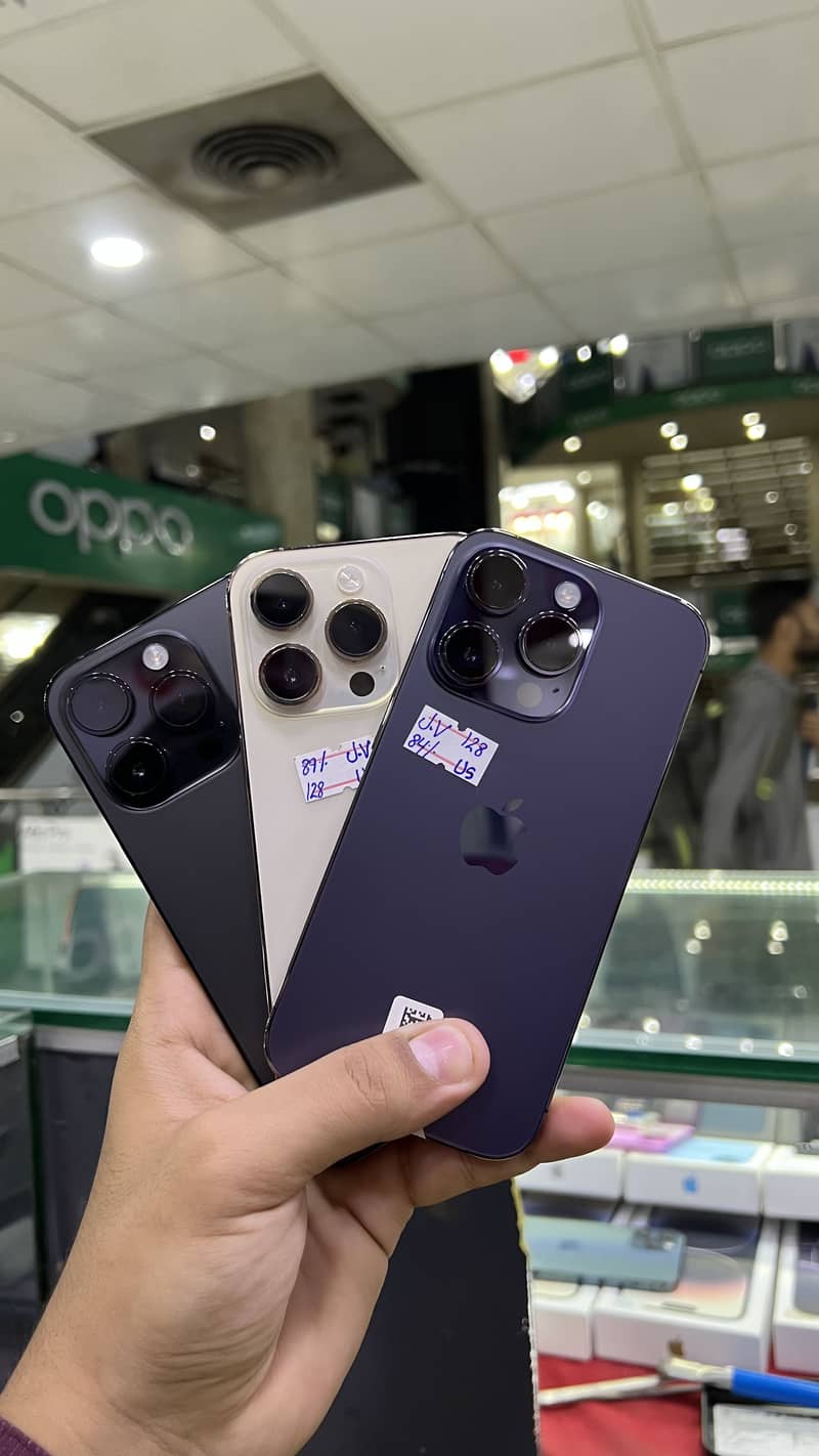 Apple iPhone 14 Pro 0