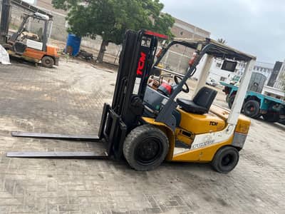 3 Ton Forklift For Rent With Operator Karachi