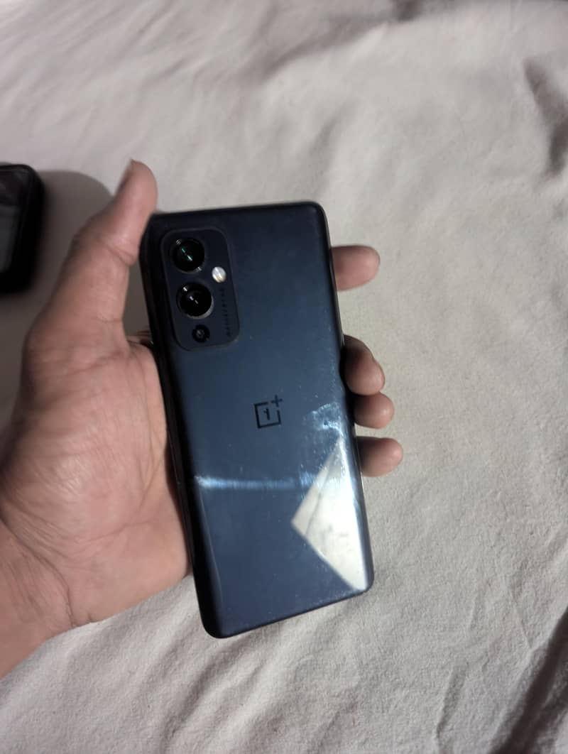 One Plus 9 4