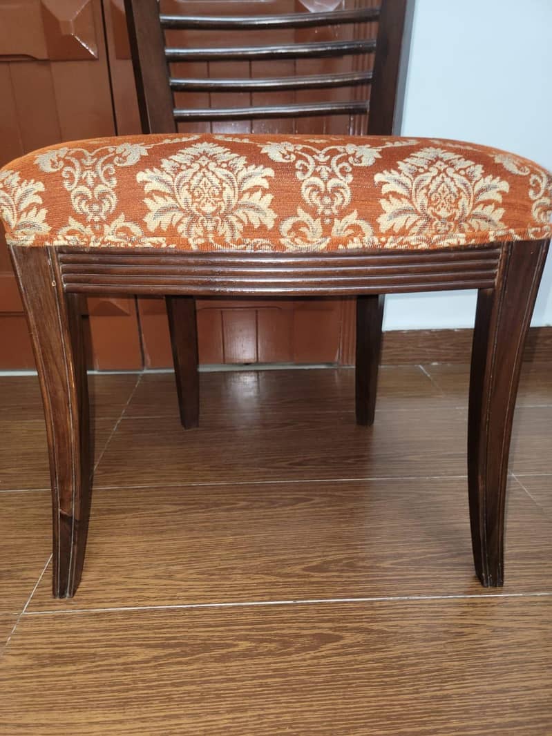 6 seater dining table 7